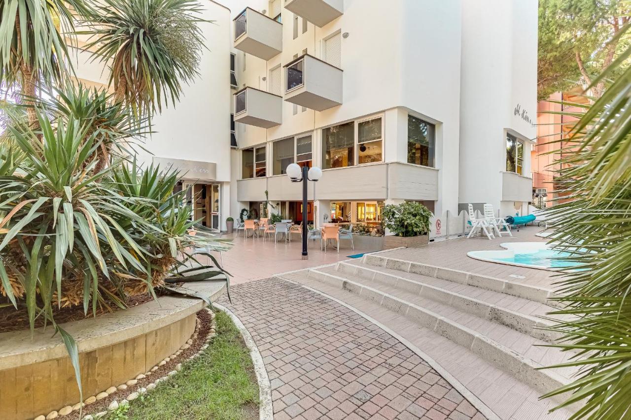Hotel Kiss Cesenatico Zewnętrze zdjęcie
