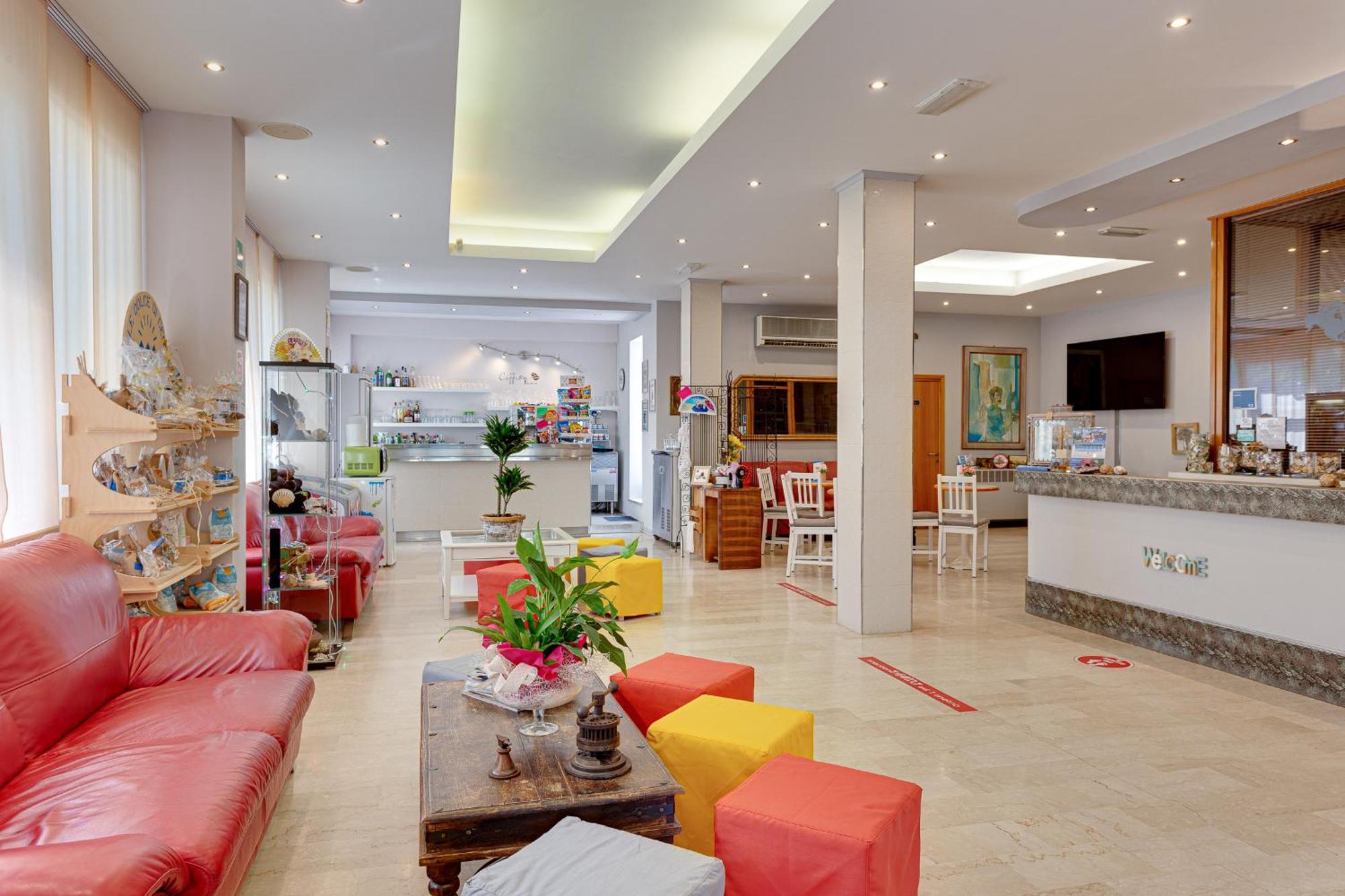Hotel Kiss Cesenatico Zewnętrze zdjęcie