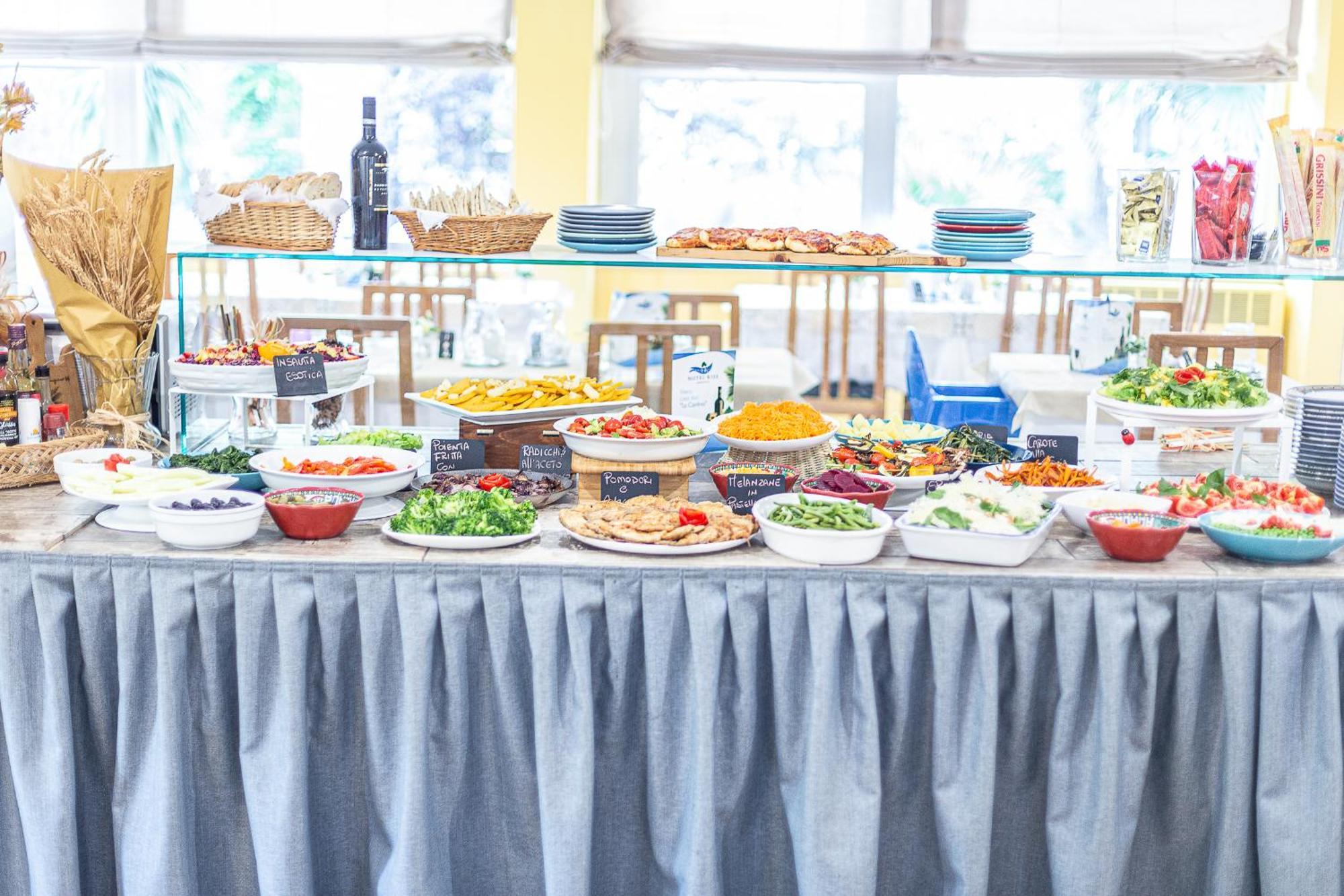 Hotel Kiss Cesenatico Zewnętrze zdjęcie